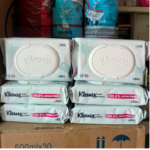 Kleenex бактер устгагчтай нойтон салфетка